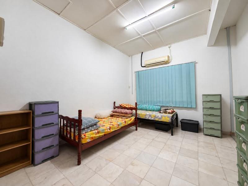 Rumah Teres 1-Tingkat untuk Dijual di Taman Pertama (Ipoh) - Qazin Khoo - Bedroom - PropertyGuru.com.my