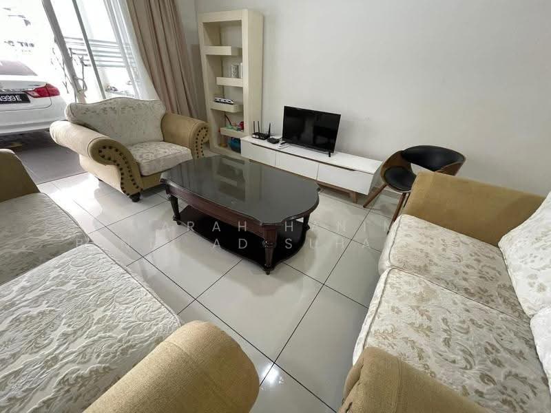 Rumah Teres untuk Dijual di Seremban (Negeri Sembilan) - FARAH HANIM BINTI AD SUHADAK SUHADAK - Living Room - PropertyGuru.com.my