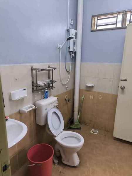 Rumah Teres 2-Tingkat untuk Disewa di Kangkar Pulai (Skudai) - Vera Chang - Bathroom - PropertyGuru.com.my