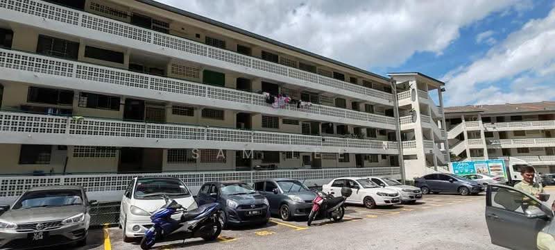 Pangsapuri untuk Dijual di Mutiara Court - Sam Lee - Exterior - PropertyGuru.com.my
