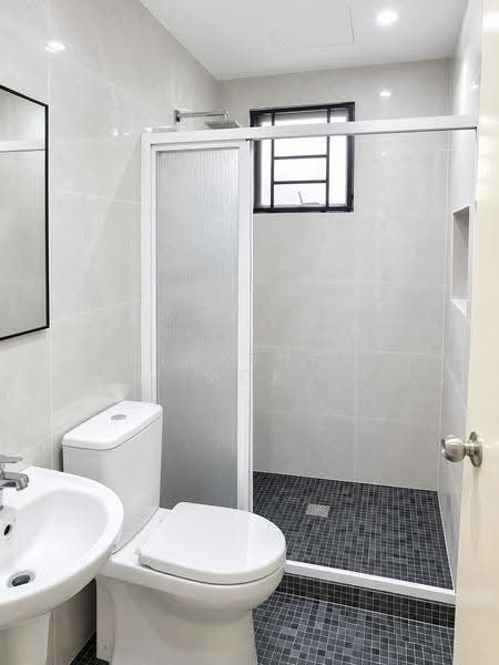Kediaman Servis untuk Dijual di Connaught Avenue - Florence Mok - PropertyGuru.com.my