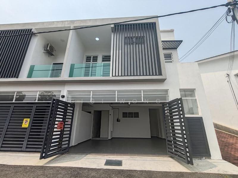 Rumah Teres 2-Tingkat untuk Disewa di Ayer Keroh (Melaka) - Gigi Wong - PropertyGuru.com.my
