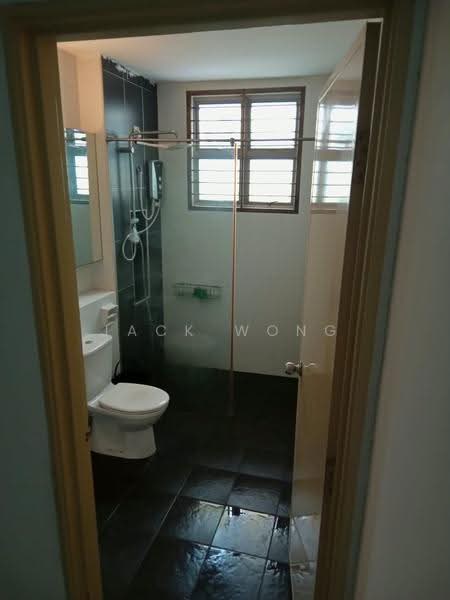 Rumah Berkembar untuk Dijual di Setia Tropika (Johor Bahru) - Jack Wong - Bathroom - PropertyGuru.com.my