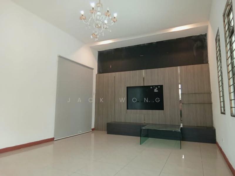 Rumah Berkembar untuk Dijual di Setia Tropika (Johor Bahru) - Jack Wong - Living Room - PropertyGuru.com.my