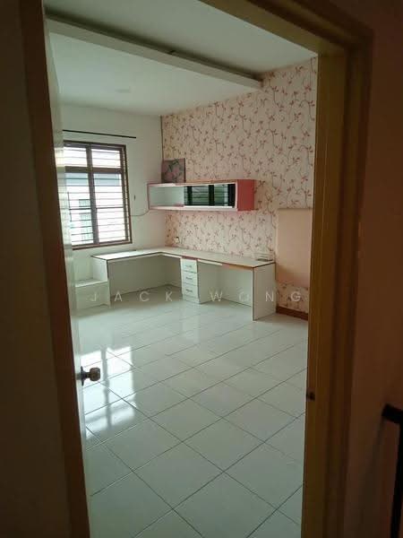 Rumah Berkembar untuk Dijual di Setia Tropika (Johor Bahru) - Jack Wong - Study - PropertyGuru.com.my