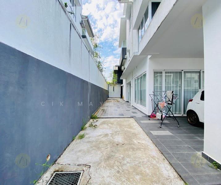 Semi-Detached House for Sale in Taman Melawati (Ulu Kelang) - Cik Maya Abdul - Exterior - PropertyGuru.com.my