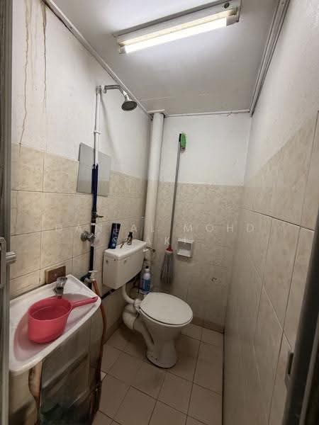 Pangsapuri untuk Disewa di Vista - Danial Mohd Zaki - Bathroom - PropertyGuru.com.my