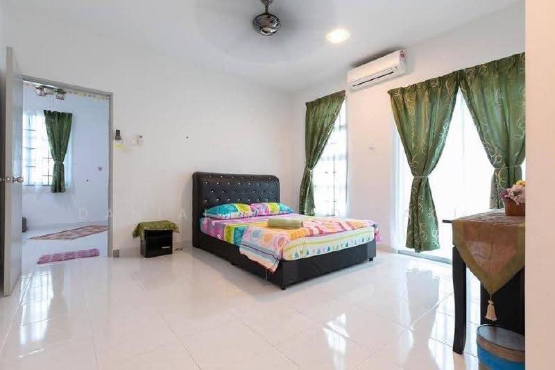 Cluster House for Rent in Sepang (Selangor) - Danial Mohd Zaki - Bedroom - PropertyGuru.com.my