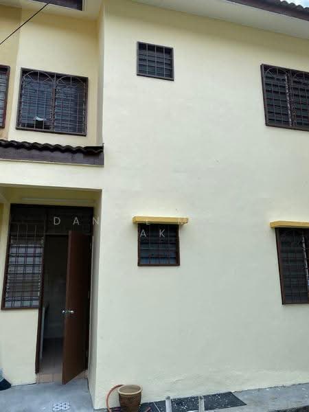 2-storey Terraced House for Sale in Bukit Beruntung (Selangor) - Danial Mohd Zaki - Exterior - PropertyGuru.com.my