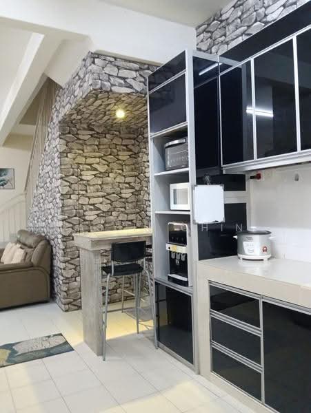2-storey Terraced House for Sale in Kampung Sentosa Barat (Pasir Gudang) - Cassie Chin - Kitchen - PropertyGuru.com.my