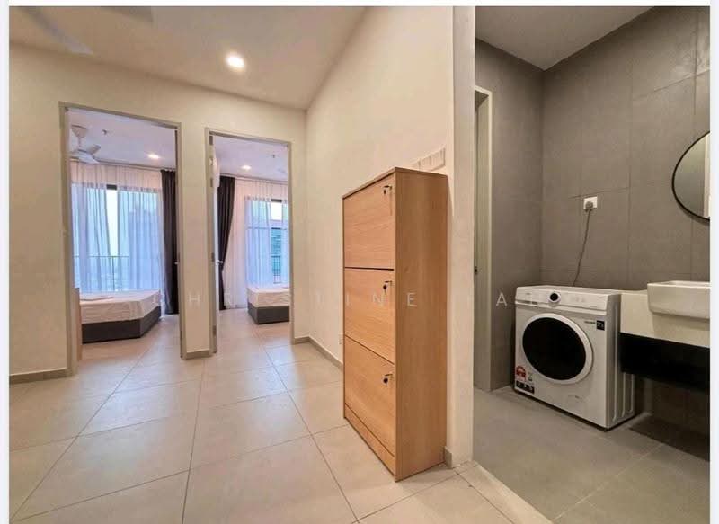 Kediaman Servis untuk Dijual di YOLO Signature Suites - Christine Tan - Bedroom - PropertyGuru.com.my