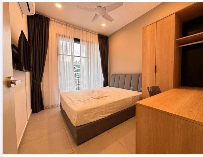Kediaman Servis untuk Dijual di YOLO Signature Suites - Christine Tan - Bedroom - PropertyGuru.com.my