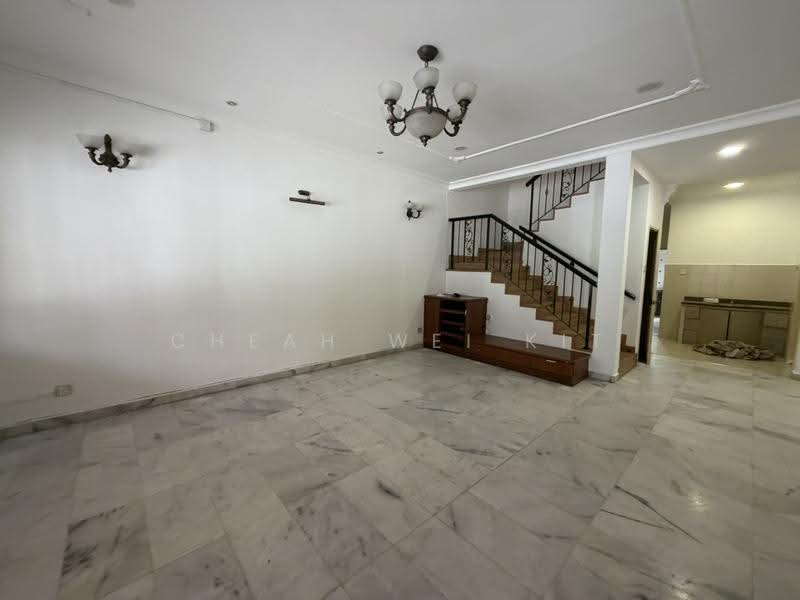 Rumah Teres 2-Tingkat untuk Disewa di Tropicana Indah (Kota Damansara) - Cheah Wei Kit - Living Room - PropertyGuru.com.my