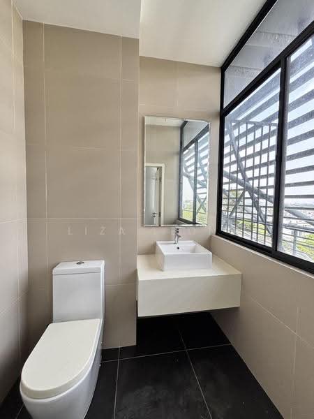 Pejabat untuk Disewa di Medini (Iskandar Puteri (Nusajaya)) - Liza Leong - Bathroom - PropertyGuru.com.my