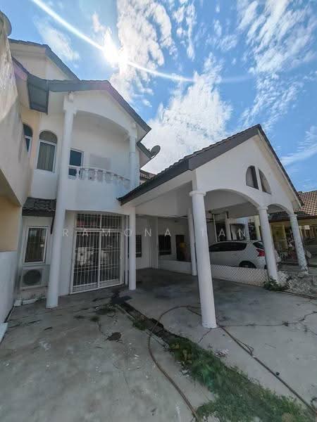 Rumah Teres 2-Tingkat untuk Dijual di Taman Pantai Emas (Klebang) - Ramona Tan - Exterior - PropertyGuru.com.my