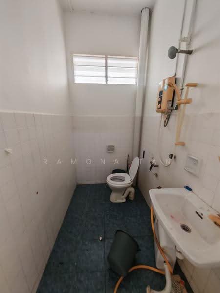 Rumah Teres 2-Tingkat untuk Dijual di Taman Pantai Emas (Klebang) - Ramona Tan - PropertyGuru.com.my