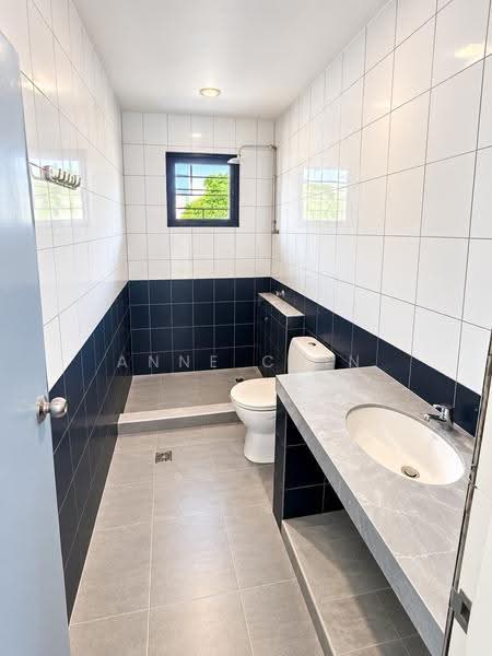 Semi-Detached House for Sale in Kota Kinabalu (Sabah) - ANNE CHIN - Bathroom - PropertyGuru.com.my