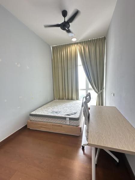 Kediaman Servis untuk Dijual di Paragon Residences @ Straits View - Regina Khor - Bedroom - PropertyGuru.com.my