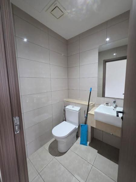 Condominium for Rent at Jesselton Twin Towers - Jessie Ting - Bathroom - PropertyGuru.com.my