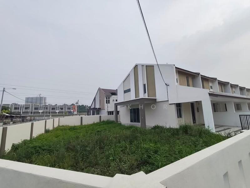 2-storey Terraced House for Sale in Panorama Lapangan Perdana (Ipoh) - Eric Khor - PropertyGuru.com.my