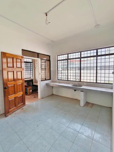 Semi-Detached House for Sale in Kota Kinabalu (Sabah) - Alison Vun - Kitchen - PropertyGuru.com.my