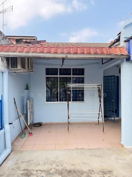 1-storey Terraced House for Rent in Senai (Johor) - Hong Charng Lee - Exterior - PropertyGuru.com.my