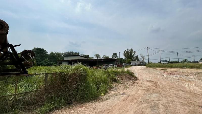 Industrial Land for Sale in Kampung Baru Sungai Buloh (Sungai Buloh) - Ang Yi Quan - PropertyGuru.com.my