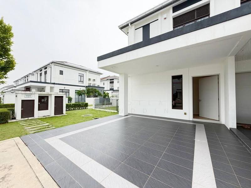 Terraced House for Sale in Eco Grandeur (Puncak Alam) - NORFADILAH ZAINUDDIN - Exterior - PropertyGuru.com.my