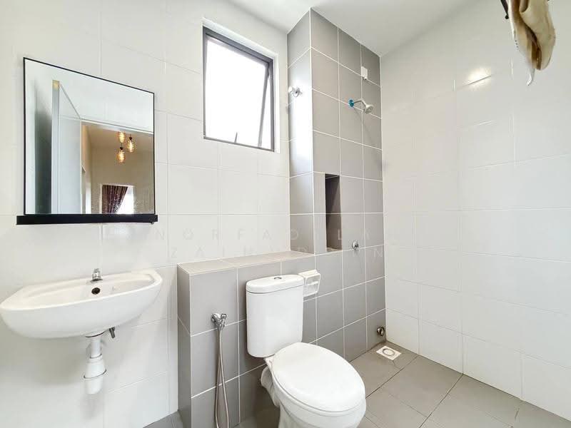 Terraced House for Sale in Eco Grandeur (Puncak Alam) - NORFADILAH ZAINUDDIN - Bathroom - PropertyGuru.com.my