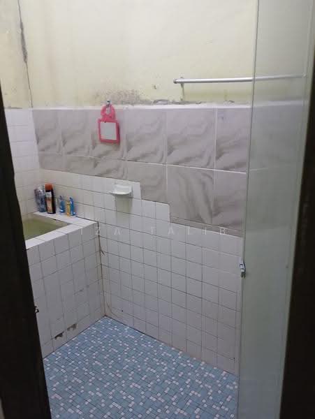 Rumah Teres 1-Tingkat untuk Dijual di Teluk Intan (Perak) - Iza Talib - Bathroom - PropertyGuru.com.my