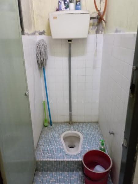 Rumah Teres 1-Tingkat untuk Dijual di Teluk Intan (Perak) - Iza Talib - Bathroom - PropertyGuru.com.my