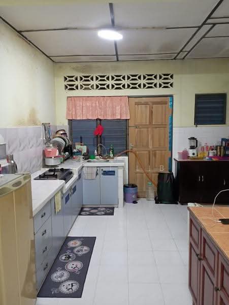 Rumah Teres 1-Tingkat untuk Dijual di Teluk Intan (Perak) - Iza Talib - Kitchen - PropertyGuru.com.my