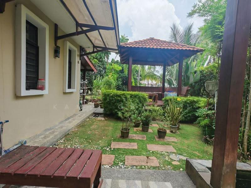 Rumah Berkembar untuk Dijual di Presint 15 (Putrajaya) - Kamil Ghazali - Garden - PropertyGuru.com.my
