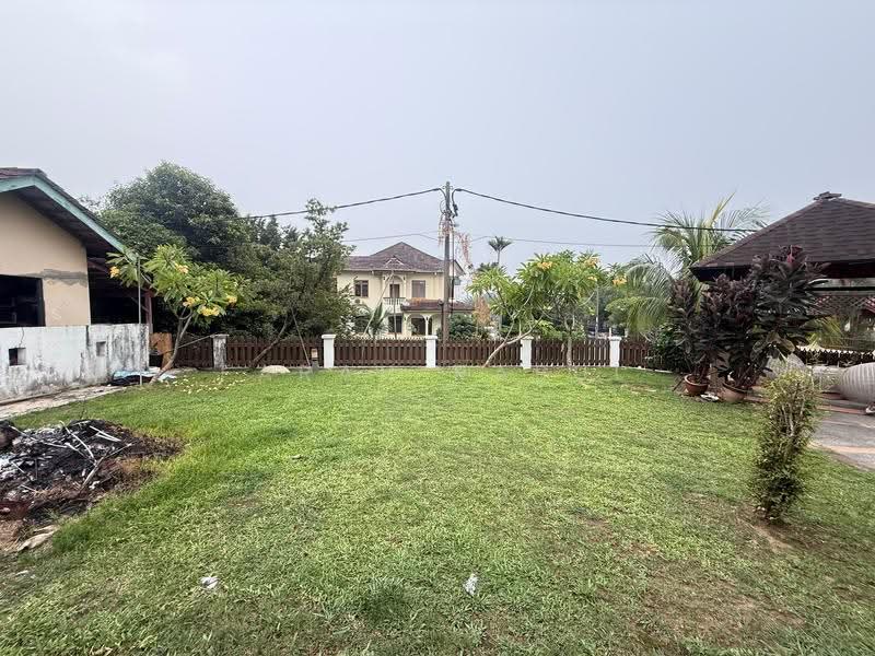 Rumah Banglo untuk Dijual di Bandar Baru Bangi (Selangor) - Farah Rasul - Exterior - PropertyGuru.com.my