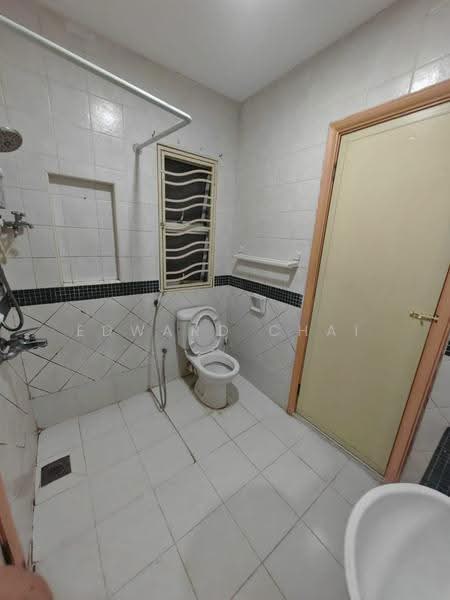 Kondominium untuk Disewa di Armanee Terrace - Edward Chai - Bathroom - PropertyGuru.com.my
