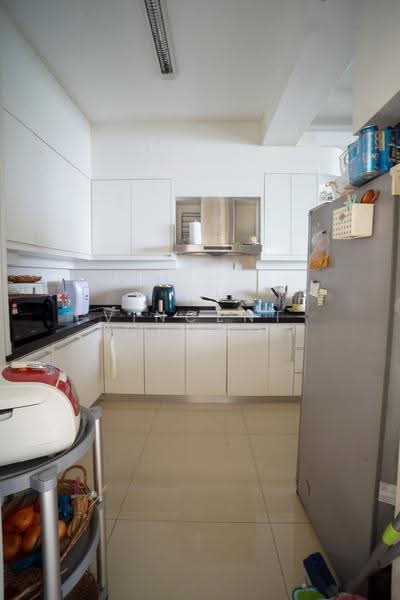 Condominium for Sale at The Peak Vista - Vincent Chong - Kitchen - PropertyGuru.com.my
