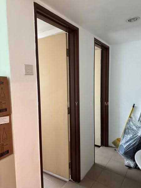 Shop / Office for Rent in USJ Sentral (Subang Jaya) - Shirley Lim - Corridor - PropertyGuru.com.my
