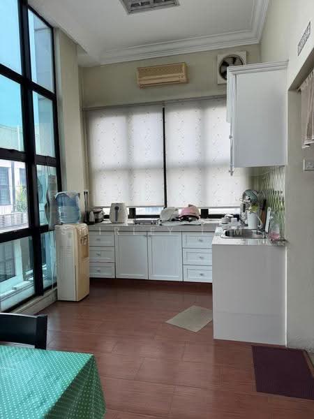 Shop / Office for Rent in USJ Sentral (Subang Jaya) - Shirley Lim - Kitchen - PropertyGuru.com.my