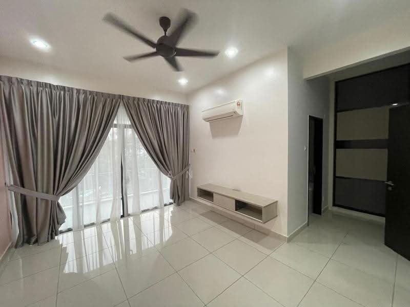 Rumah Teres untuk Dijual di Sungai Ara (Penang) - Qyan Goh - Living Room - PropertyGuru.com.my