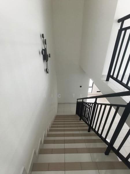 Rumah Teres 2-Tingkat untuk Dijual di Nusa Bayu (Iskandar Puteri (Nusajaya)) - Eric Tee - Corridor - PropertyGuru.com.my