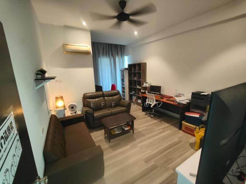 Condominium for Sale at Shineville Park - Jeff Ooi - Living Room - PropertyGuru.com.my