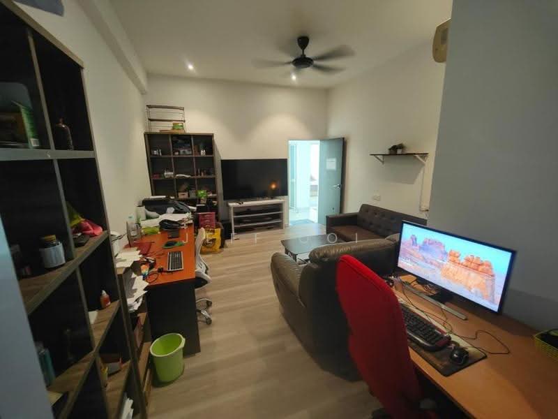Condominium for Sale at Shineville Park - Jeff Ooi - Living Room - PropertyGuru.com.my
