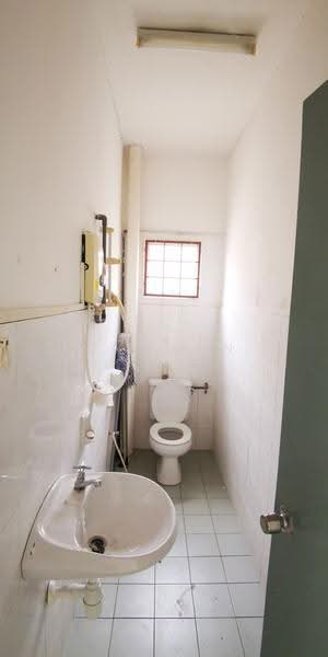 Kondominium untuk Disewa di Sri Ampang Mas Condominium - Wai Mun - Bathroom - PropertyGuru.com.my