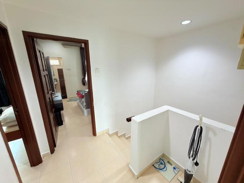 2-storey Terraced House for Sale in Taman Pulai Flora (Skudai) - Vince Soo - Corridor - PropertyGuru.com.my