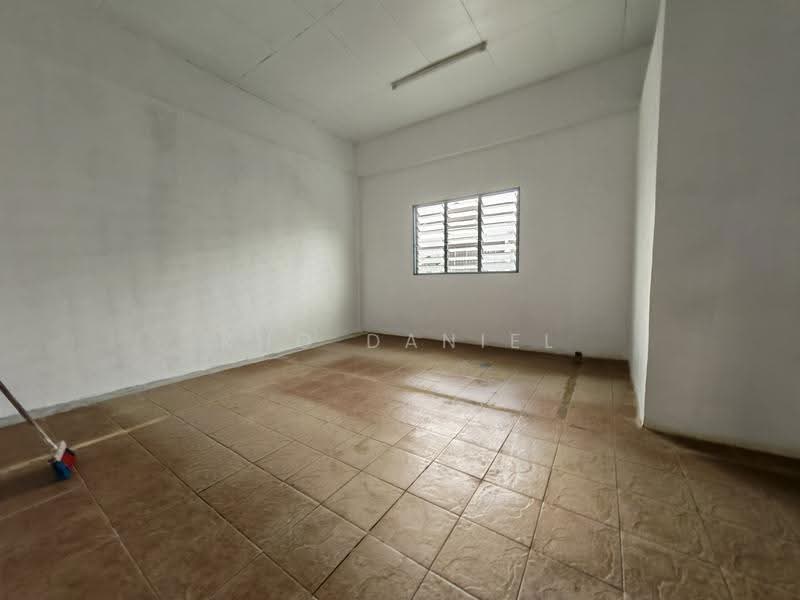 Shop / Office for Rent in Usj 2 (Subang Jaya) - Kho Daniel - Interior - PropertyGuru.com.my