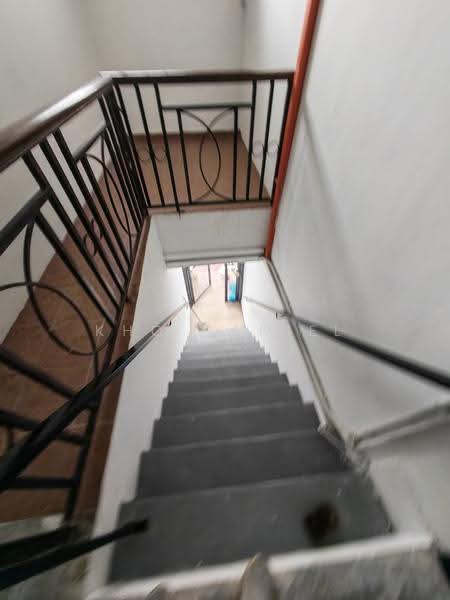 Shop / Office for Rent in Usj 2 (Subang Jaya) - Kho Daniel - Interior - PropertyGuru.com.my