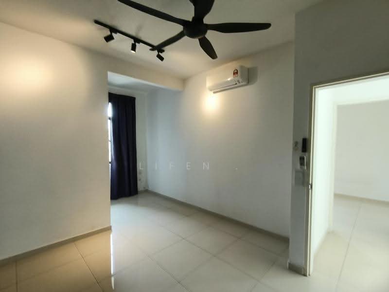 Rumah Teres untuk Dijual di Johor Bahru (Johor) - Lifen . - Living Room - PropertyGuru.com.my