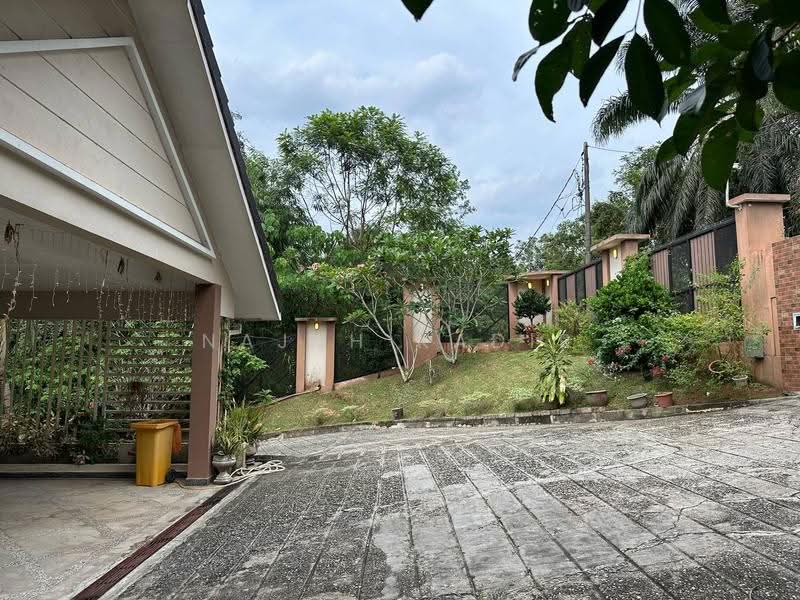 Agricultural Land for Sale in Kampung Sungai Merab Luar (Dengkil) - Najah Kadir - Exterior - PropertyGuru.com.my