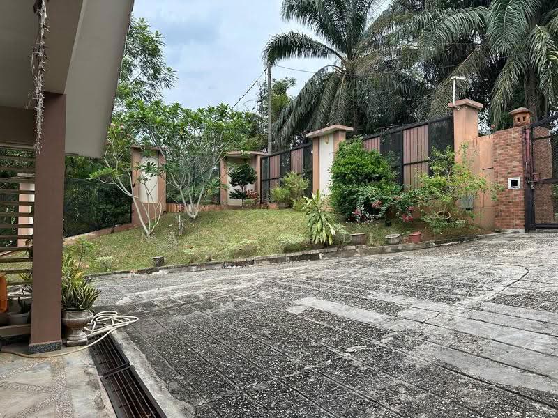 Agricultural Land for Sale in Kampung Sungai Merab Luar (Dengkil) - Najah Kadir - Exterior - PropertyGuru.com.my