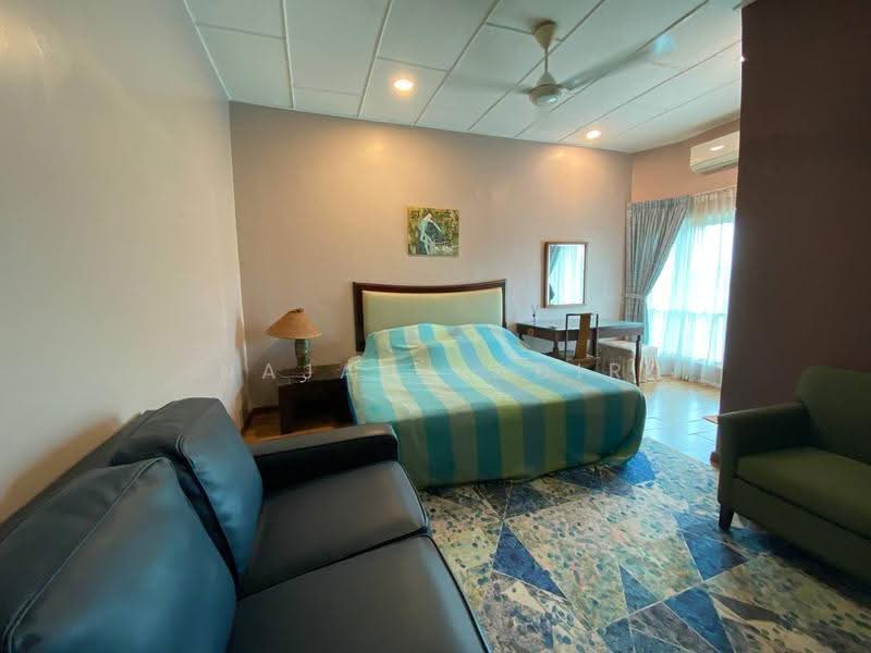 Agricultural Land for Sale in Kampung Sungai Merab Luar (Dengkil) - Najah Kadir - Bedroom - PropertyGuru.com.my